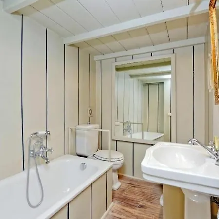 Apartamento In Centre Via Gregoriana By Halldis *