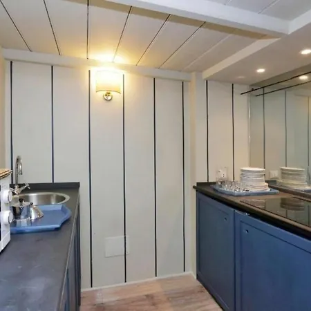 Apartamento In Centre Via Gregoriana By Halldis Roma