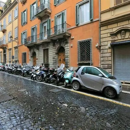 In Centre Via Gregoriana By Halldis